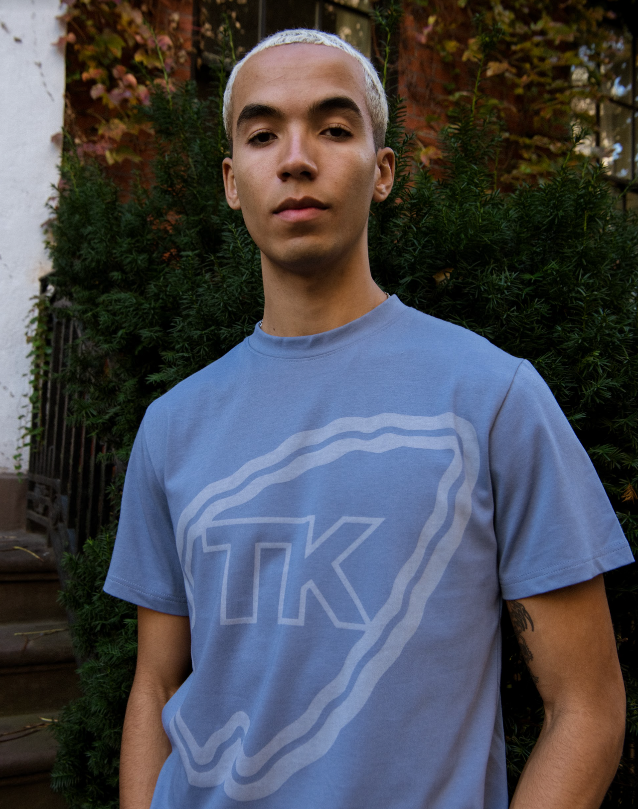 Arrow Tee